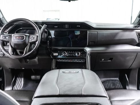 Used 2025 GMC Sierra 2500 AT4X w/ AT4X AEV Edition AWD/4WD image 9
