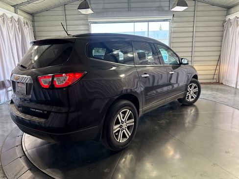 Used 2015 Chevrolet Traverse LT FWD image 4