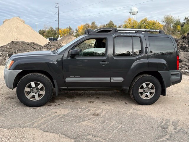 Used 2010 Nissan Xterra Off-Road AWD/4WD image 2