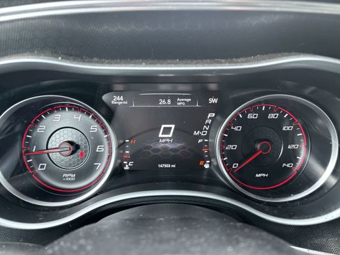 Used 2015 Dodge Charger SXT image 10