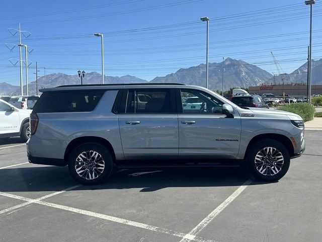 Certified 2025 Chevrolet Suburban Z71 AWD/4WD image 8