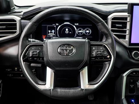 Used 2024 Toyota Sequoia Platinum image 21