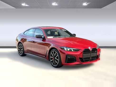 Used 2026 BMW M440i w/ Premium Package RWD image 7