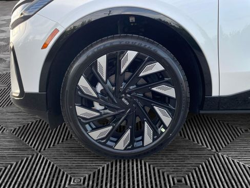 New 2026 Lincoln Nautilus Reserve w/ Jet Appearance Package AWD/4WD image 14