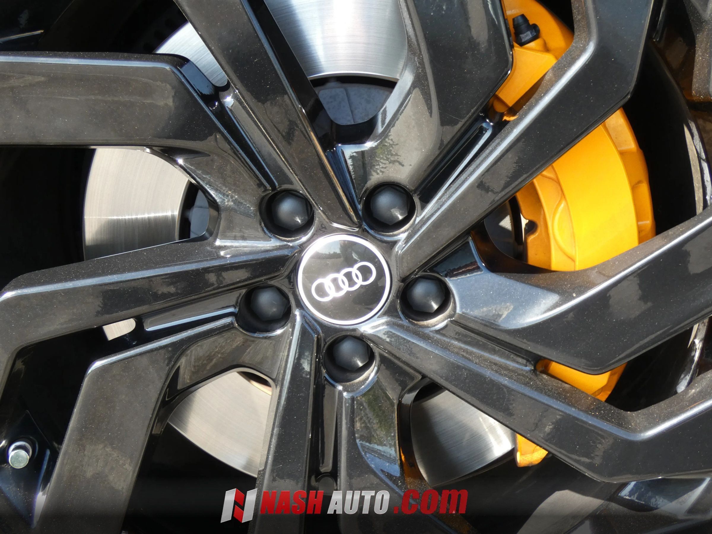 Used 2022 Audi e-tron Premium Plus w/ Premium Plus Package AWD/4WD image 21