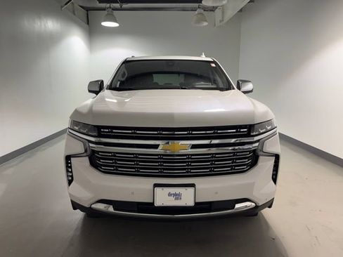 Used 2021 Chevrolet Tahoe Premier w/ Premium Package AWD/4WD image 2