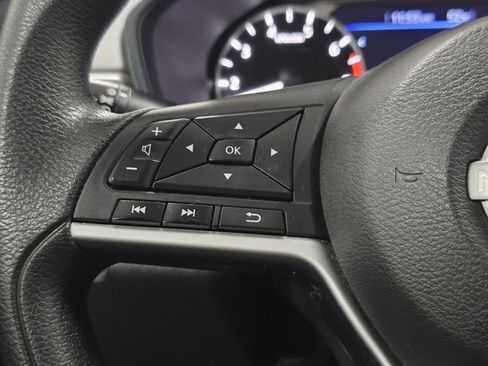 Used 2024 Nissan Altima 2.5 SV image 30