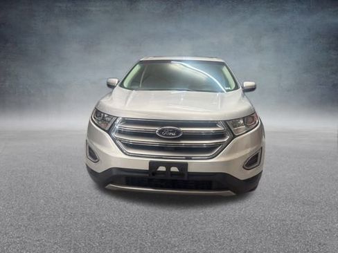 Used 2018 Ford Edge Titanium image 10