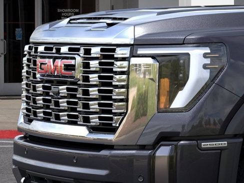 New 2026 GMC Sierra 2500 Denali w/ Denali Reserve Package AWD/4WD image 38