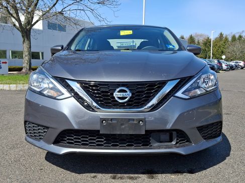 Used 2018 Nissan Sentra SV FWD image 2