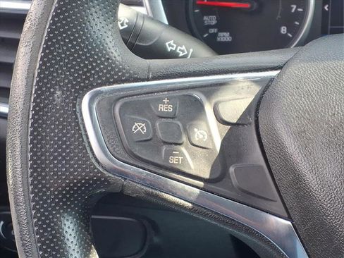 Used 2019 Chevrolet Equinox LT image 28