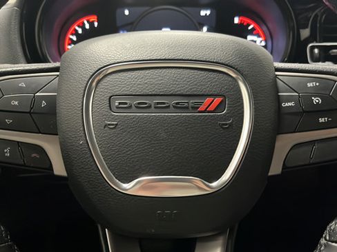 Used 2021 Dodge Durango SXT AWD/4WD image 15