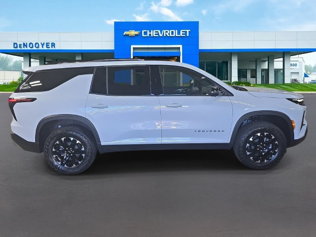 New 2027 Chevrolet Traverse Z71 w/ Enhanced Driving Package AWD/4WD image 5