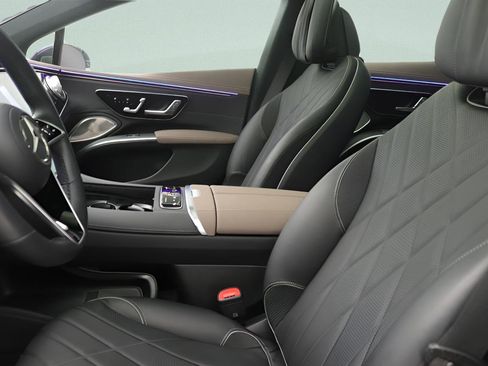 Certified 2023 Mercedes-Benz EQS 580 4MATIC Sedan image 27
