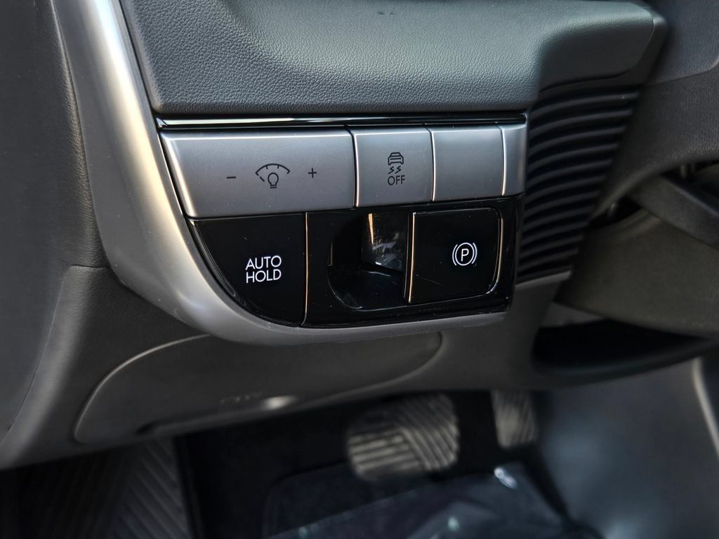Used 2024 Hyundai Ioniq 5 SE RWD image 19