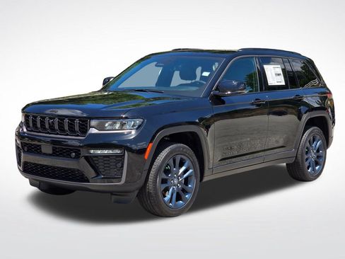 New 2026 Jeep Grand Cherokee Limited AWD/4WD image 2
