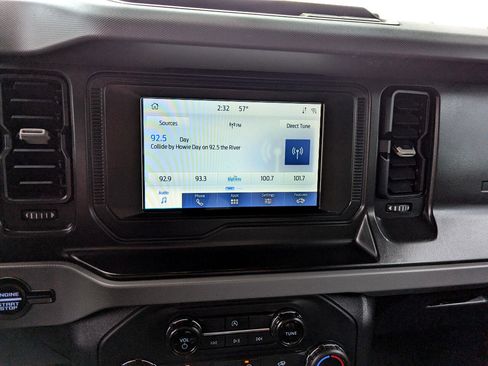 Used 2021 Ford Bronco Big Bend image 21