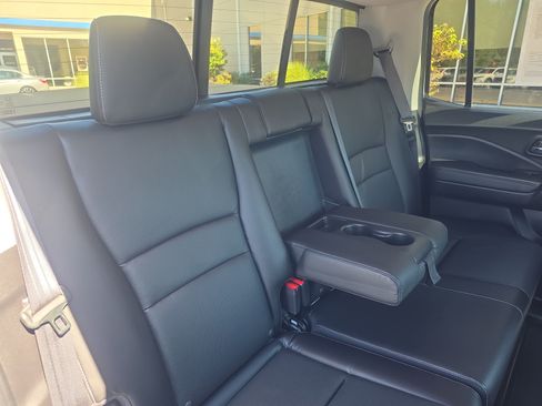 Used 2023 Honda Ridgeline RTL image 18
