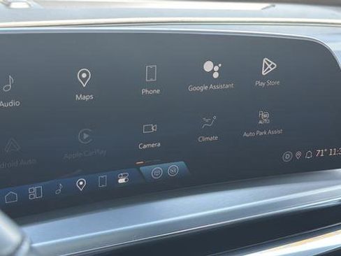 Used 2024 Cadillac Lyriq Luxury image 18