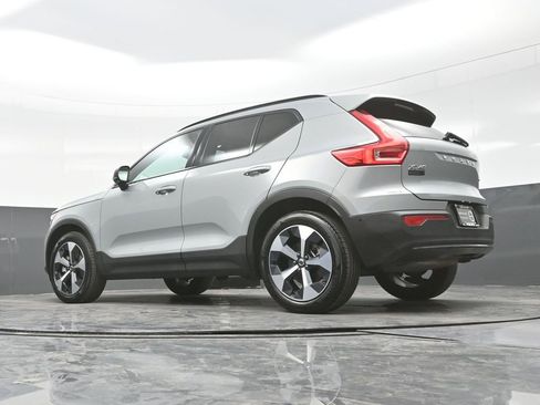 Certified 2026 Volvo XC40 B5 Plus w/ Protection Package Premier AWD/4WD image 30