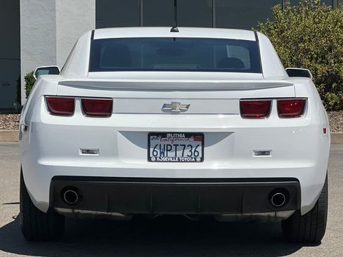 Used 2013 Chevrolet Camaro LT RWD image 8
