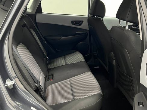 Used 2018 Hyundai Kona SEL FWD image 30