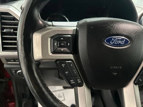 Used 2017 Ford F150 Platinum w/ Equipment Group 701A Luxury AWD/4WD image 17