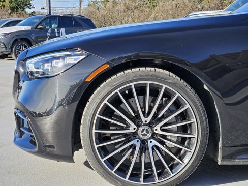 Used 2023 Mercedes-Benz S 580 4MATIC Sedan image 11