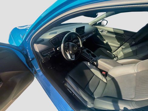 Used 2022 Honda Civic Sport Touring image 9