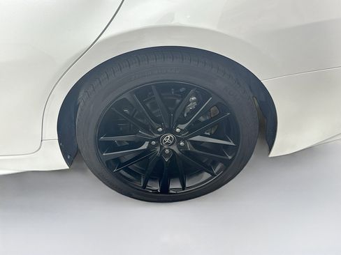 Used 2024 Toyota Camry XSE image 11