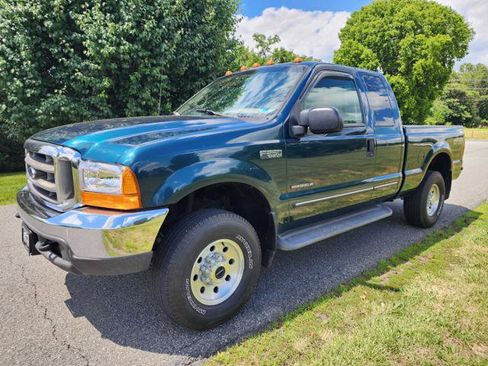 Used 1999 Ford F250 XLT AWD/4WD image 2