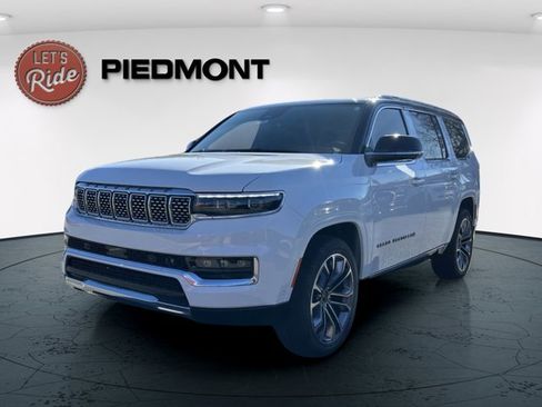 Used 2024 Jeep Grand Wagoneer Series III image 7