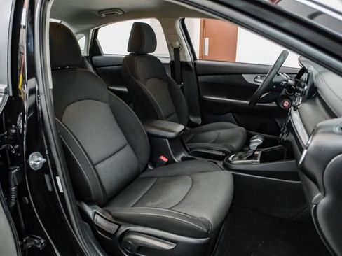 Used 2022 Kia Forte LXS image 26