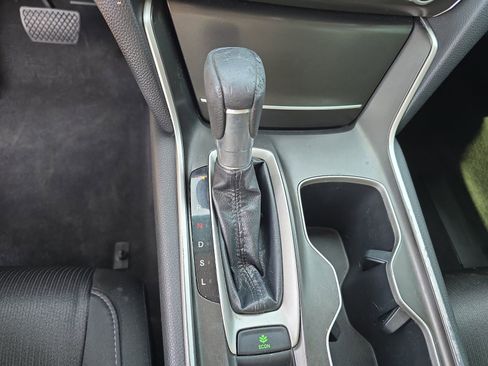 Used 2019 Honda Accord LX image 19