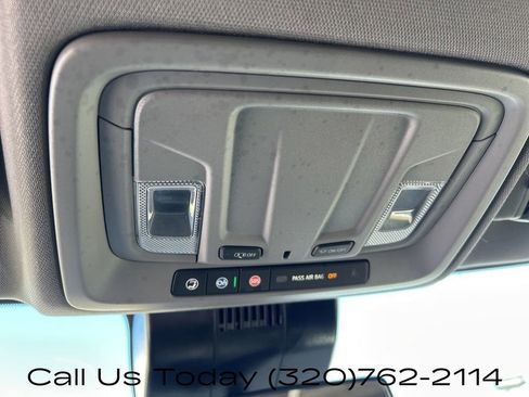 Certified 2025 Chevrolet Silverado 1500 LT AWD/4WD image 31