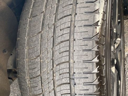 Used 2021 Jeep Grand Cherokee Laredo X image 45