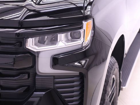 Used 2025 Chevrolet Silverado 1500 RST AWD/4WD image 25