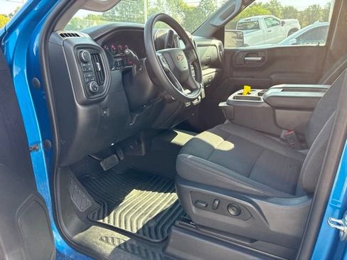 Used 2023 Chevrolet Silverado 1500 Custom w/ LPO, Dark Essentials Package AWD/4WD image 17