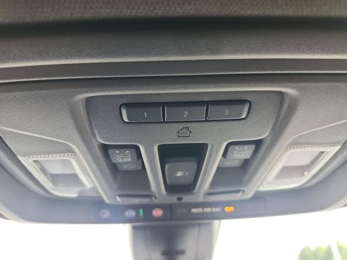 Certified 2022 Chevrolet Silverado 1500 LTZ w/ LTZ Premium Package AWD/4WD image 13