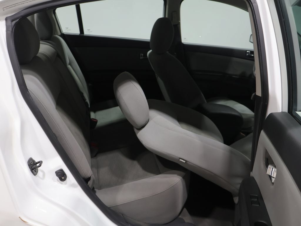 Used 2012 Nissan Sentra 2.0 S w/ Convenience Pkg FWD image 11