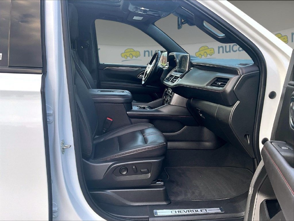 Used 2022 Chevrolet Tahoe RST w/ Luxury Package AWD/4WD image 22