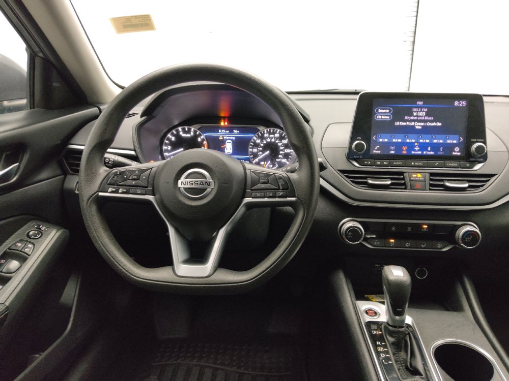 Used 2022 Nissan Altima 2.5 SV FWD image 22