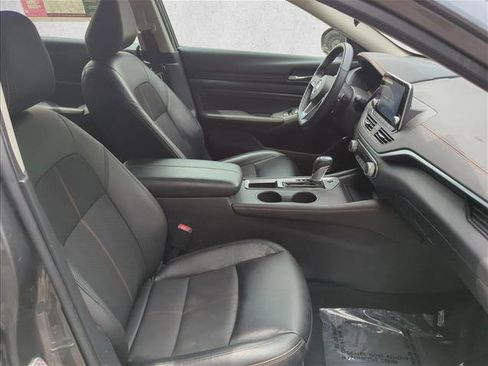 Used 2021 Nissan Altima 2.5 SR FWD image 22