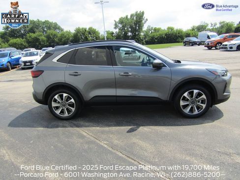 Certified 2025 Ford Escape Platinum AWD/4WD image 10
