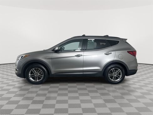 Used 2017 Hyundai Santa Fe Sport AWD/4WD image 4