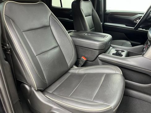 Used 2024 Chevrolet Tahoe Premier RWD image 25