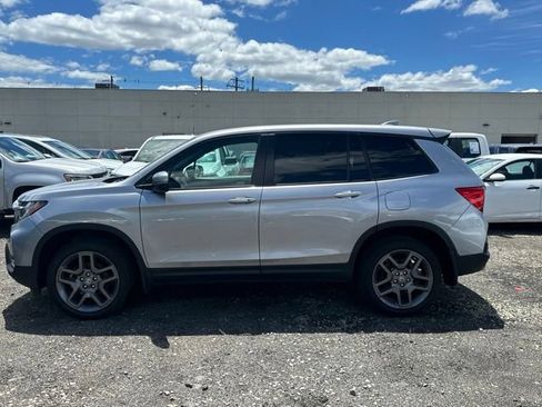 Used 2023 Honda Passport EX-L image 3