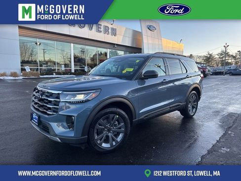 New 2026 Ford Explorer Active w/ Active Comfort Package image 1