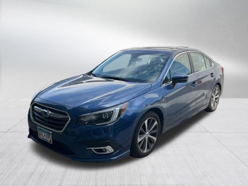 Used 2019 Subaru Legacy 3.6R Limited AWD/4WD image 3