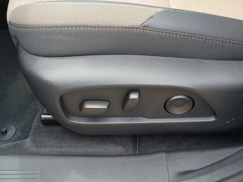 New 2027 Chevrolet Equinox ACTIV w/ Safety and Technology Package AWD/4WD image 27